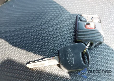 2001 Ford F-150 Svt Lightning z USA, uszkodzony, nr VIN 2FTZF073X1CA57080